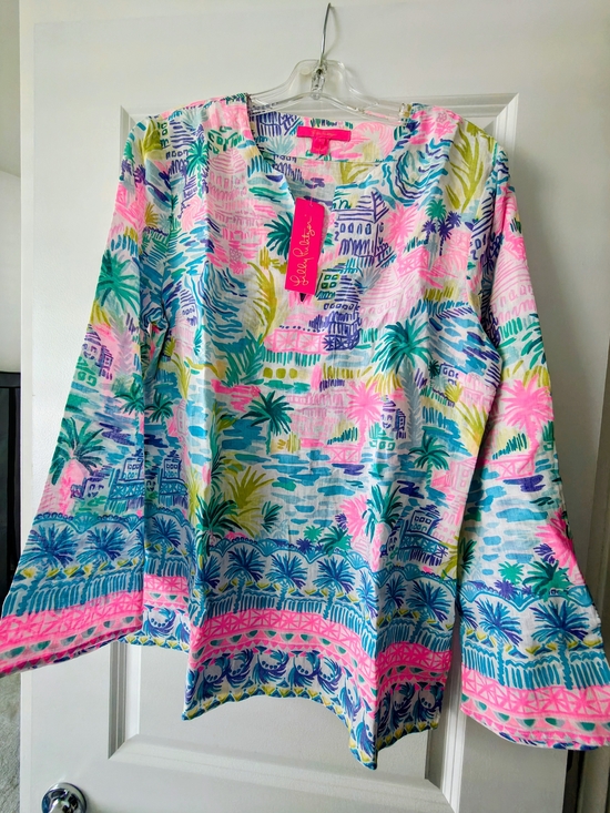 Lilly Pulitzer Tops - Lilly Pulitzer Pink Multi Palm-Print Tunic Top